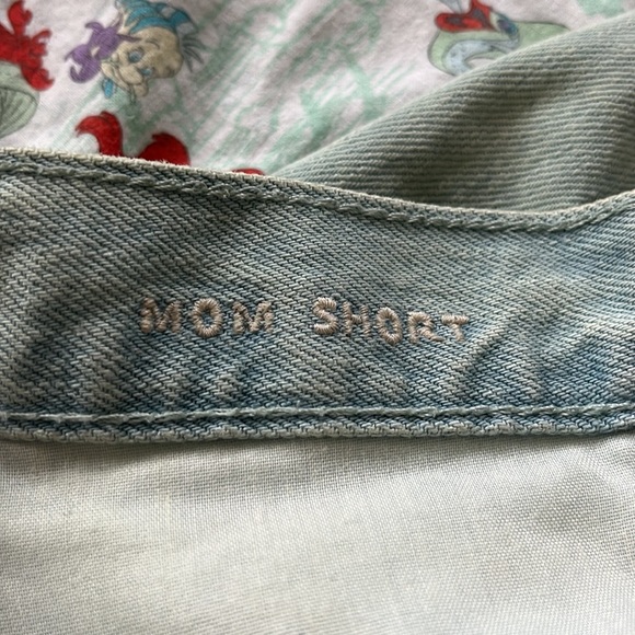 AEO Mom Shorts - Picture 4 of 5